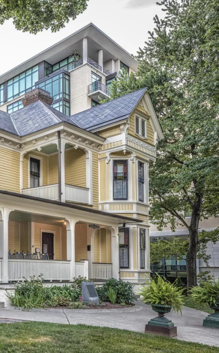 The yellow Queen Anne boyhome of Thomas Wolfe in Asheville