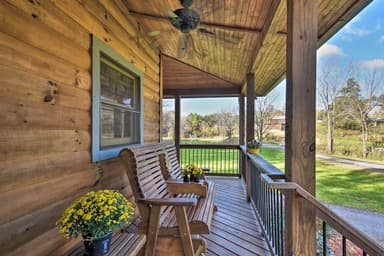 25% Off at Laurel Mountain Retreat