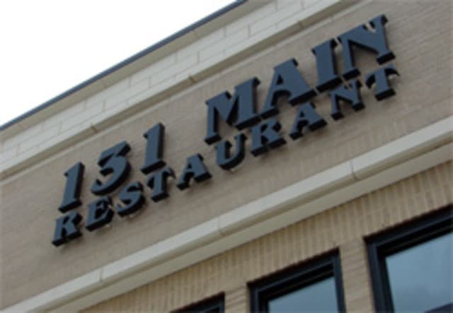 dining_131main.jpg dining_131main.jpg